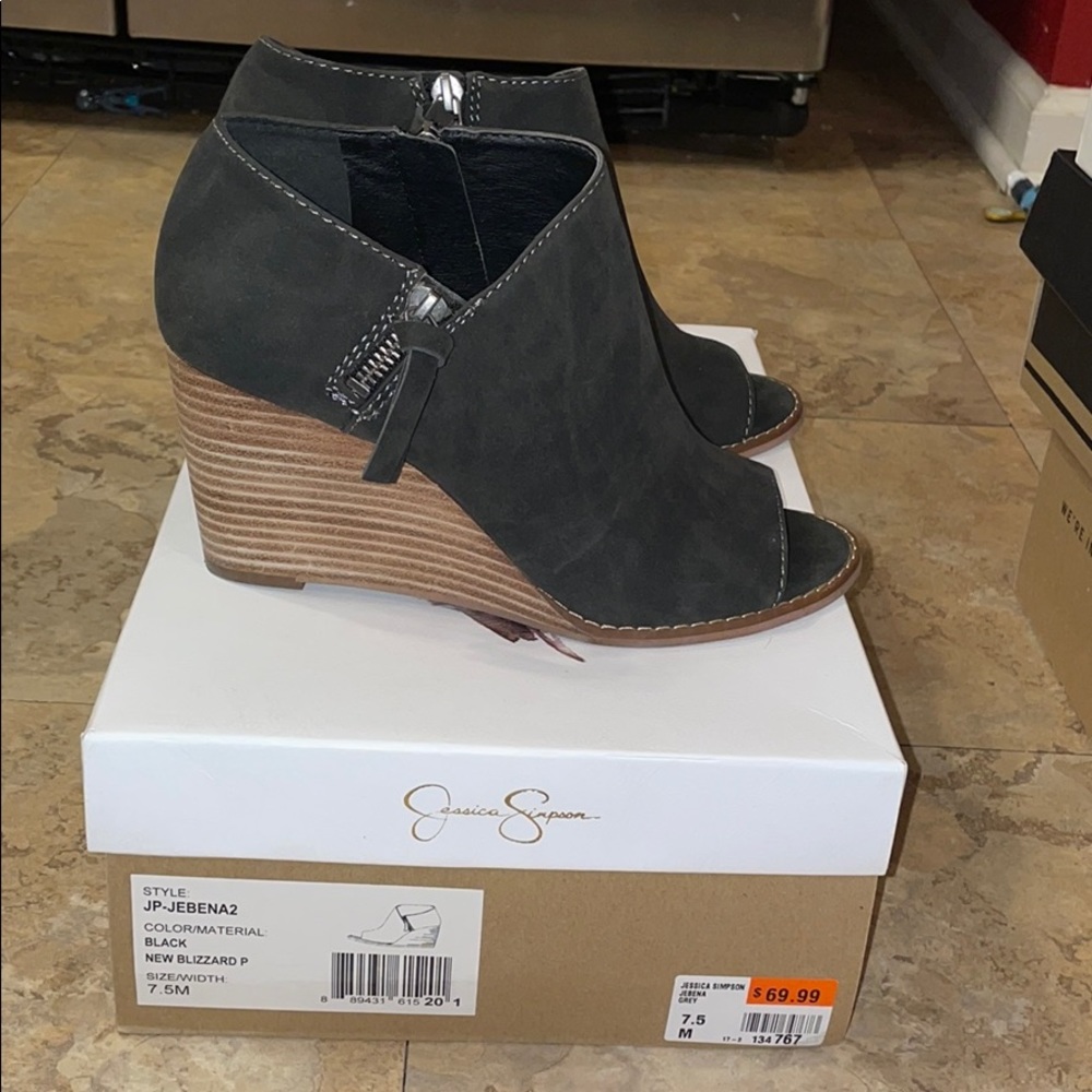 Jessica Simpson open toed wedges